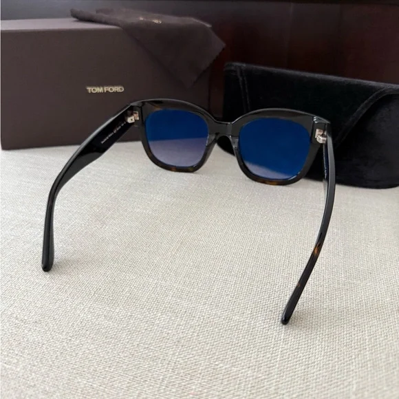 Tom Ford Havana Black Sunglasses - Picture 12 of 13